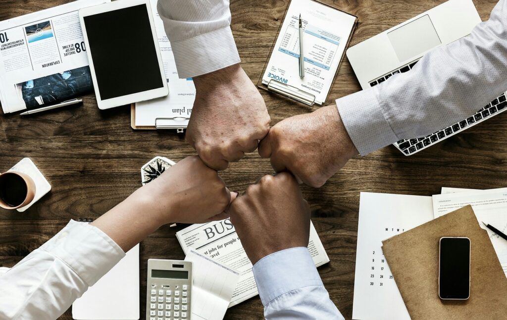 葬儀社の24時間サポートはどのように利用できるのか？